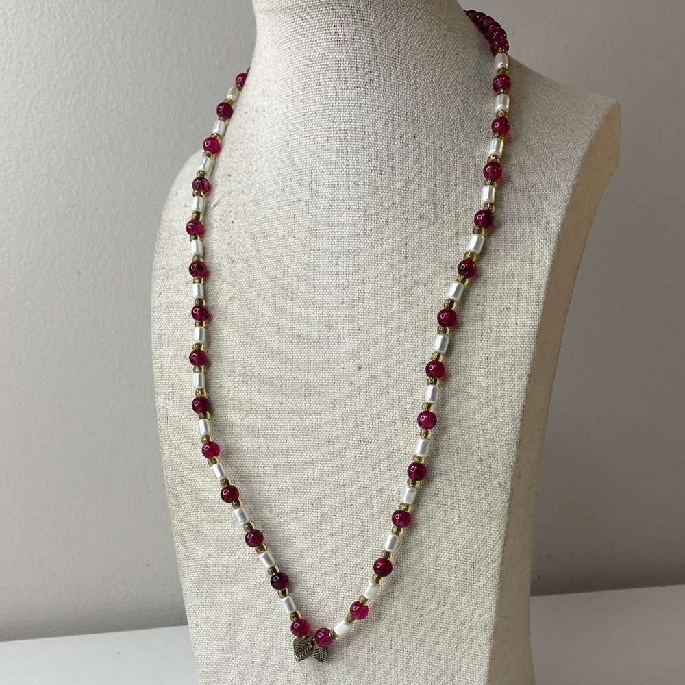 Beaded necklace